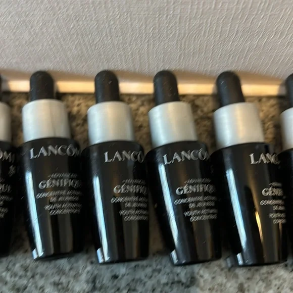10-pc Lancome Genifique Youth Activating Concentrate 0.27oz bundle travel size - Picture 3 of 4